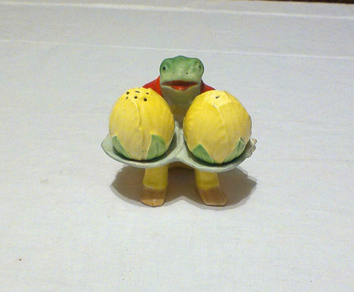 Vintage frog tray holding - frog,