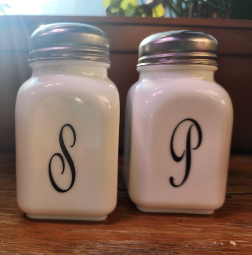 Mosser salt pepper - mosser, white
