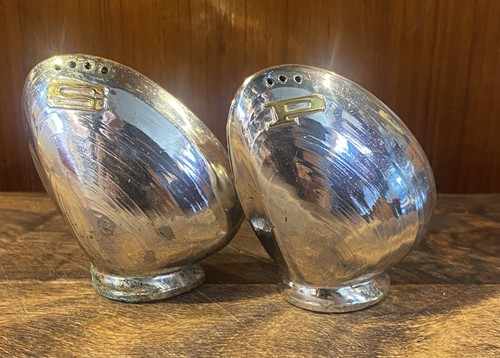 Vintage clam shell silver - clam,