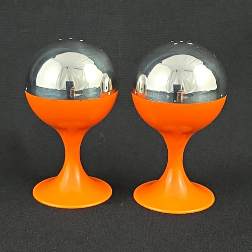 Quist space age - age, atomic