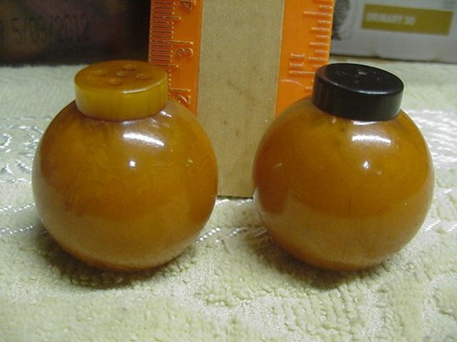 Small round vintage - round,