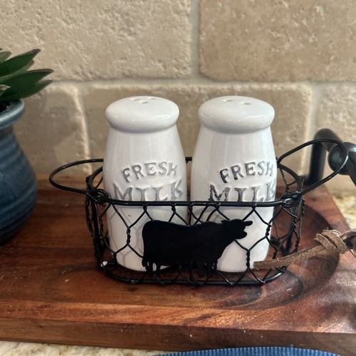 Cracker barrel stoneware cow - cracker,